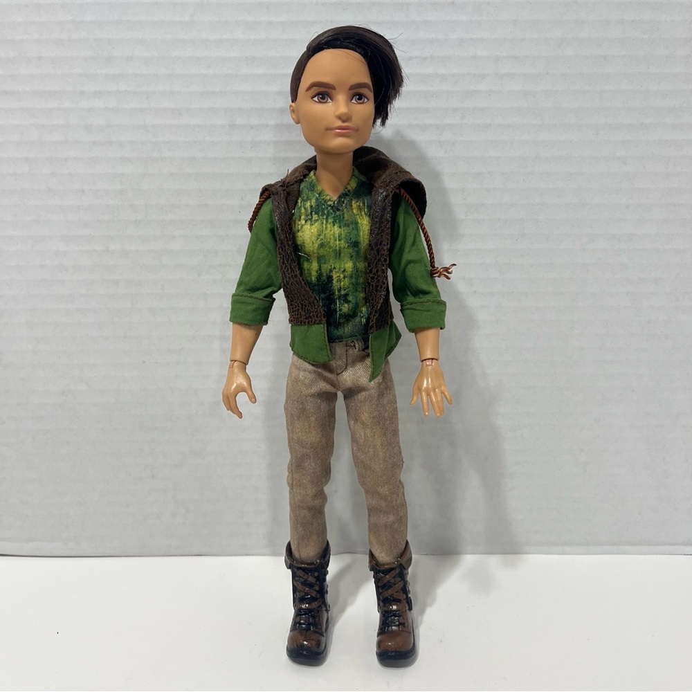 EVER AFTER HIGH Doll Hunter Huntsman doll toy